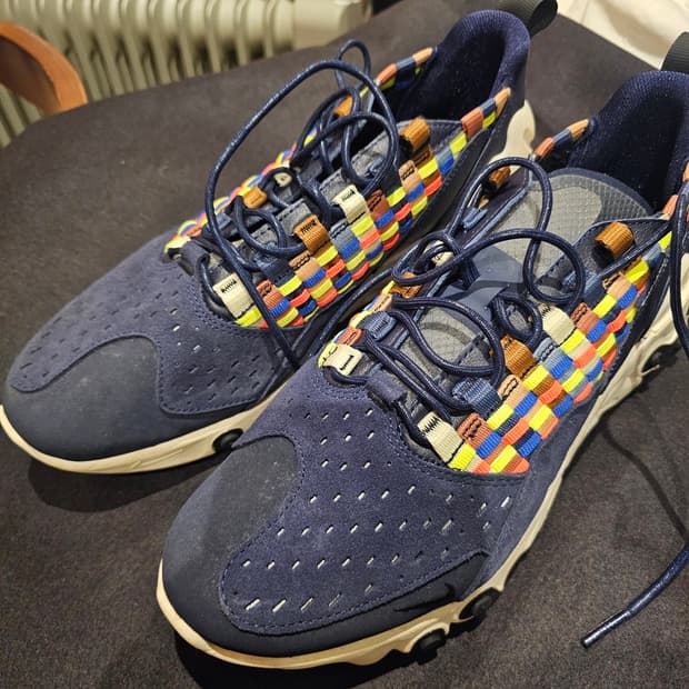 나이키 리액트 세르투 네이비컬러 us9.5