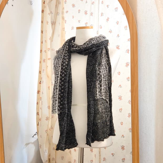 차콜 패치워크 머플러