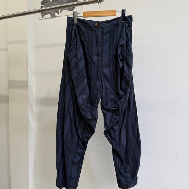 VIVIENNE WESTWOOD (Made in Japan)스트라이프팬츠
