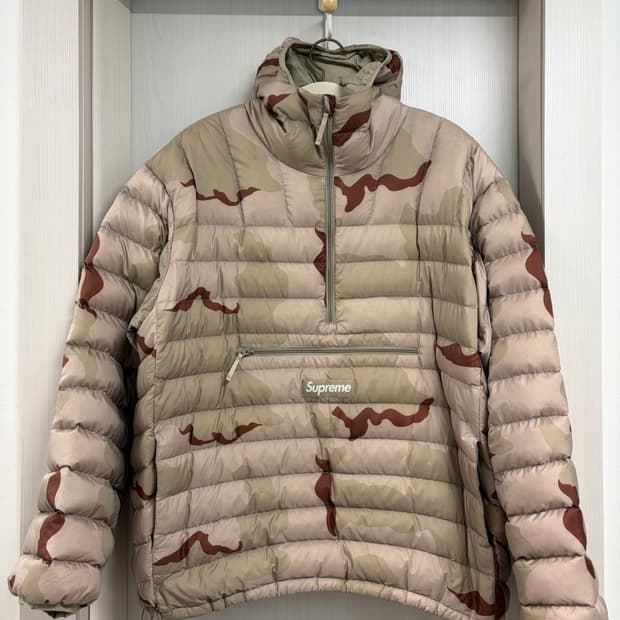 [XL] 슈프림 마이크로 다운 하프 집 후드 풀오버 데저트 카모 팜니다.