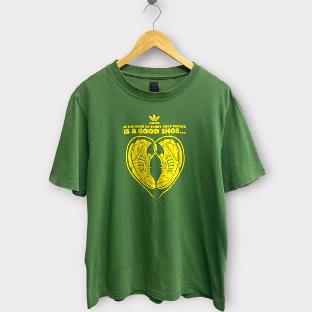 아디다스 슈즈 하트 빈티지 티셔츠 L