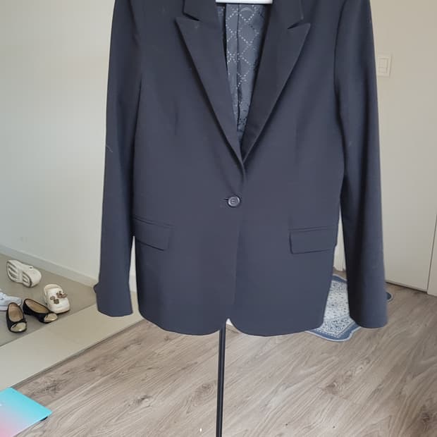 Zadig & Voltaire 자딕앤볼테르 블랙 해골 포인트 블레이저