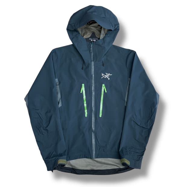Arc'teryx 고어텍스 알파 SV 자켓