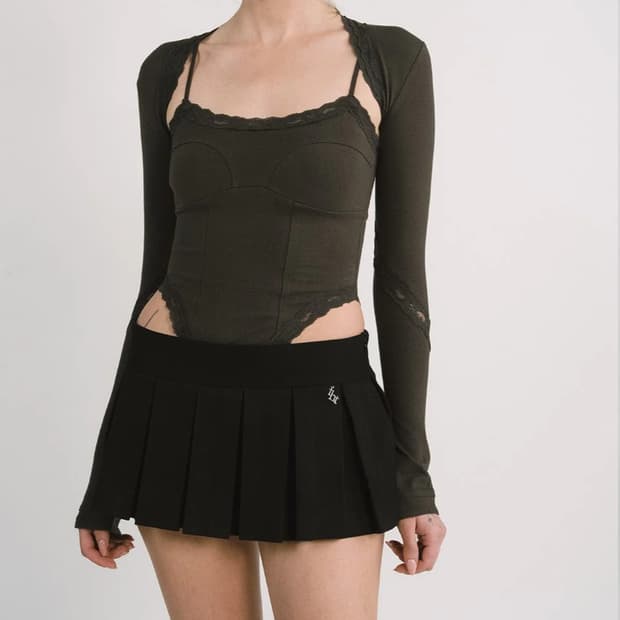 쓰리타임즈 에블린 볼레로 구해요 