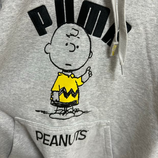 푸마 x 피너츠 콜라보 후드