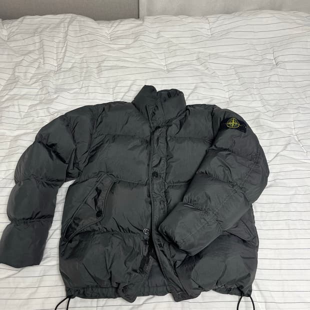 24FW 스톤아일랜드 크링클랩스 판매(L)