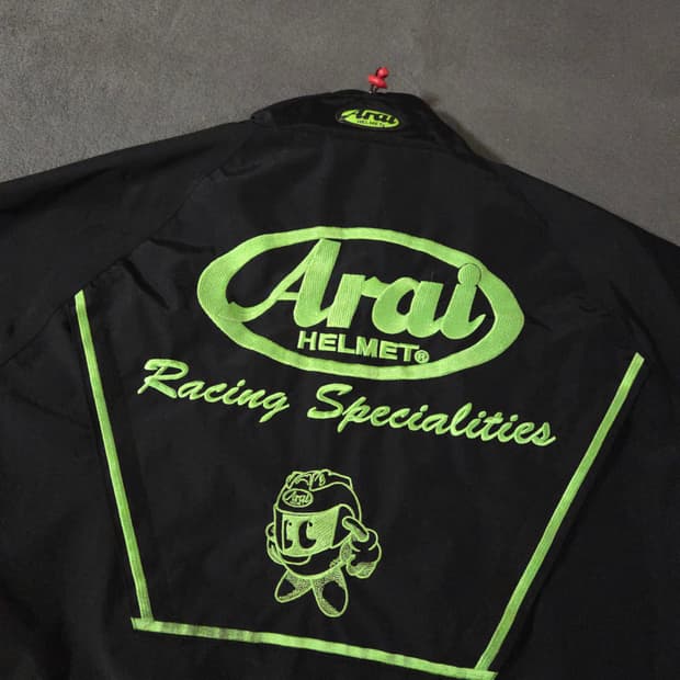 아라이 형광 바람막이 자켓 XXL 110