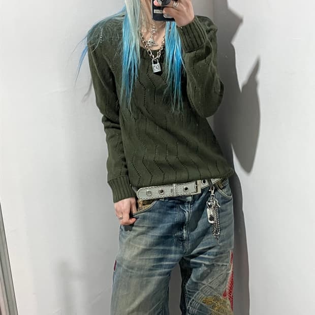 DKNY 크로쉐 니트