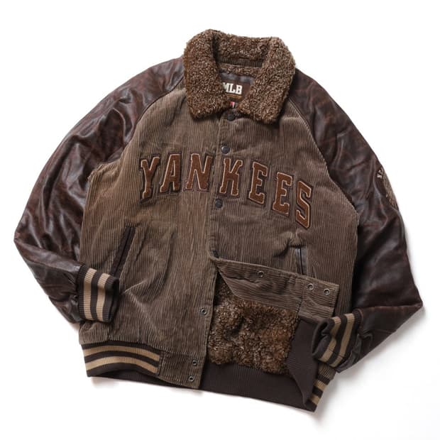 MLB 00’s New York Yankees Varsity 