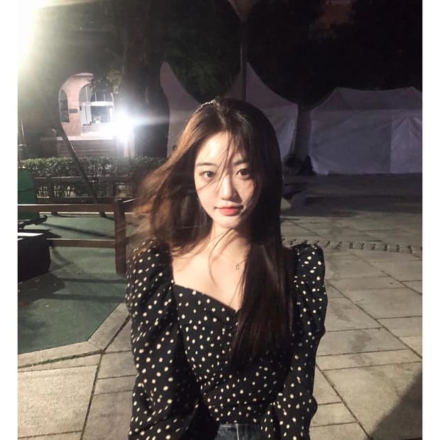 제니오 도트 블라우스