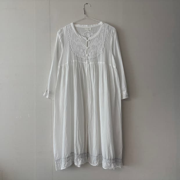 화이트 바선생+잔꽃 반팔티