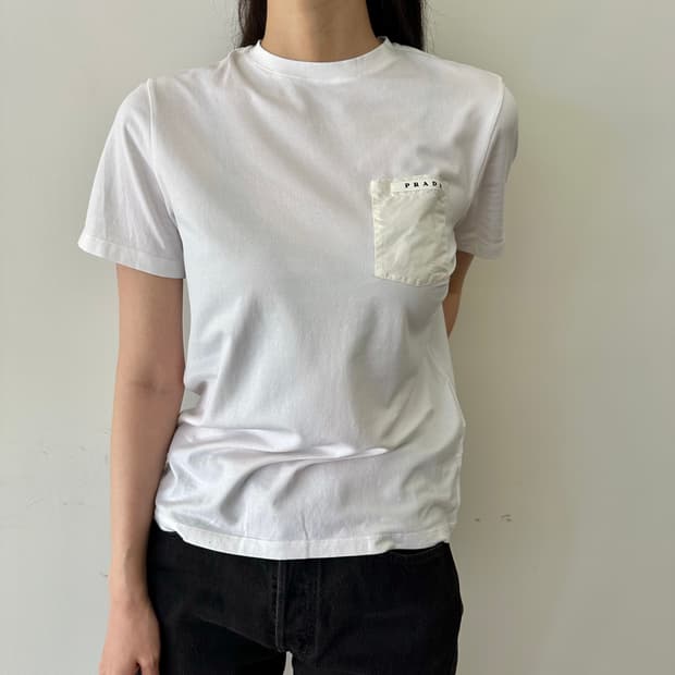 프라다 prada 포켓 로고 반팔 티셔츠