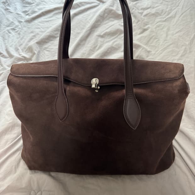 루에브르 24fw 클레 누보 토트백 라지 브라운 스웨이드