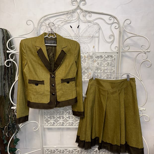 Body dressing khaki wool cashmere setup
