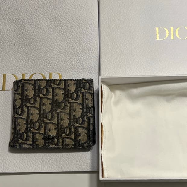 디올 오블리크 반지갑 풀박스