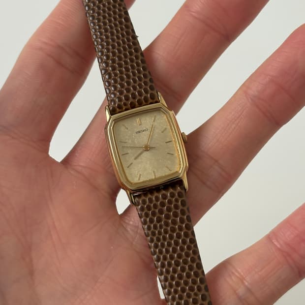 1980s Goldflake Dial Tank Ladies Quartz