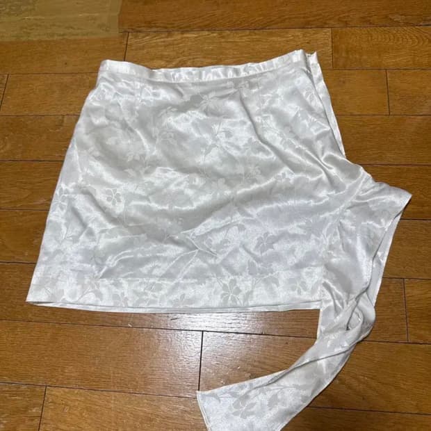 오데스 치마 드레이프 자가드 스커트
