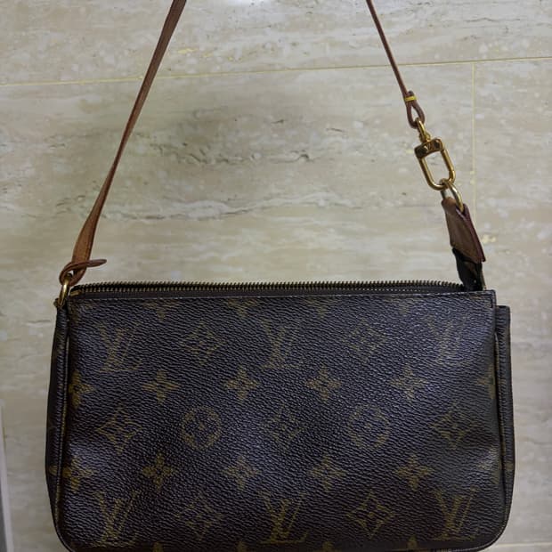 루이비통 미니 포쉐트 악세수아/감정서 포함