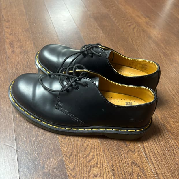 닥터마틴 1461 3홀 UK8