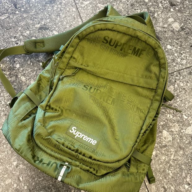 슈프림 자카드 코듀라 올리브 백팩 처분 
