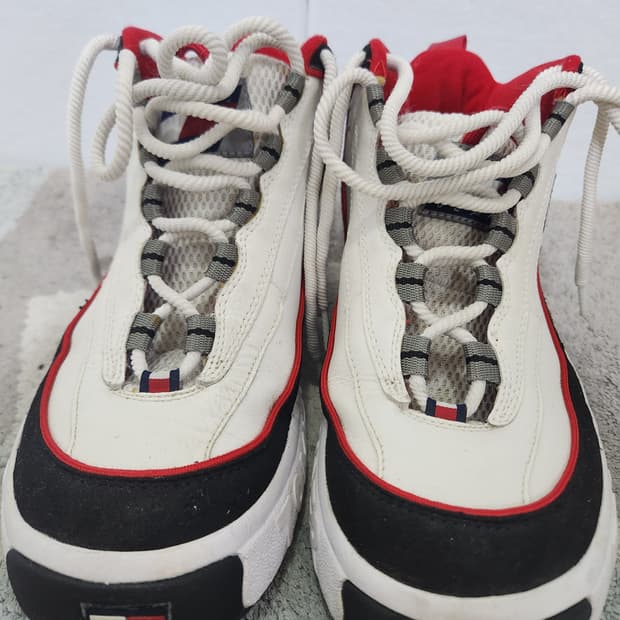 타미힐피거 레트로 하이탑 스니커즈