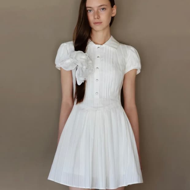 더티스 LISIANTHIUS PINTUCK PLEATS DRESS