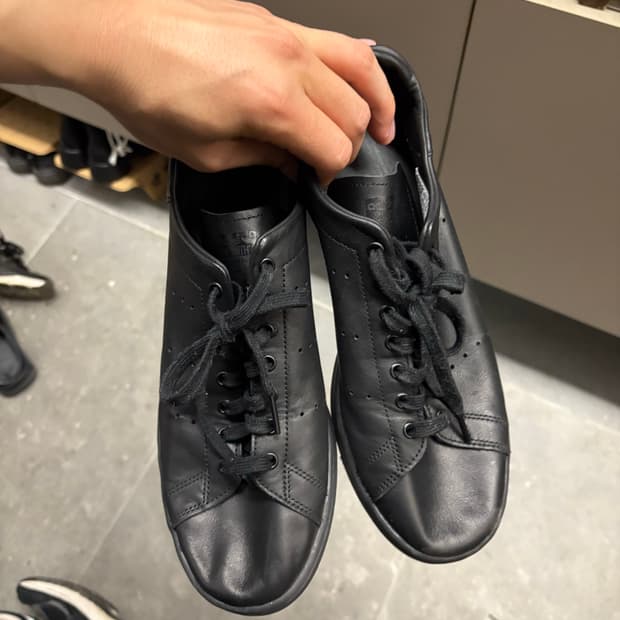 아디다스 스탠스미스 데콘