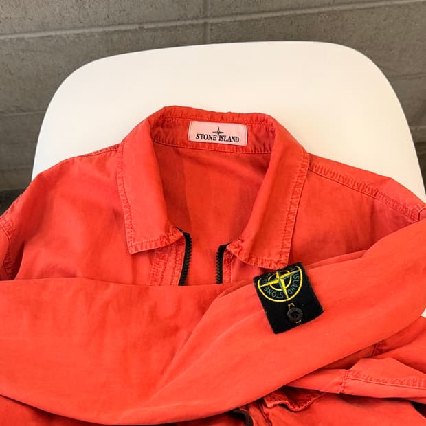 스톤아일랜드 올드 이펙트 오버셔츠 