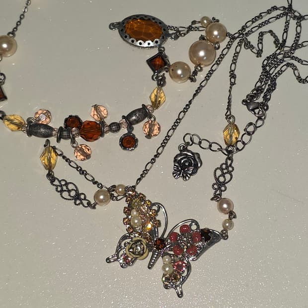 엑시즈팜 희귀 일본고전빈티지)2연줄 버터플라이 앤틱 비즈큐빅 로맨틱목걸이