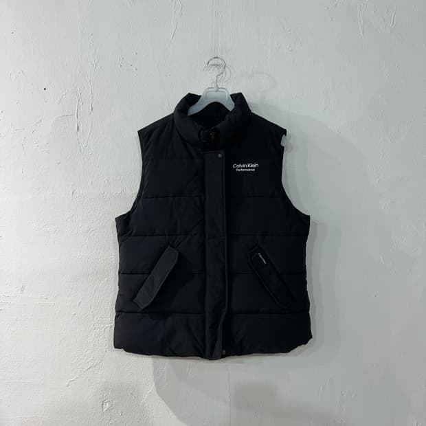 CK 캘빈클라인 양털 패딩조끼 M