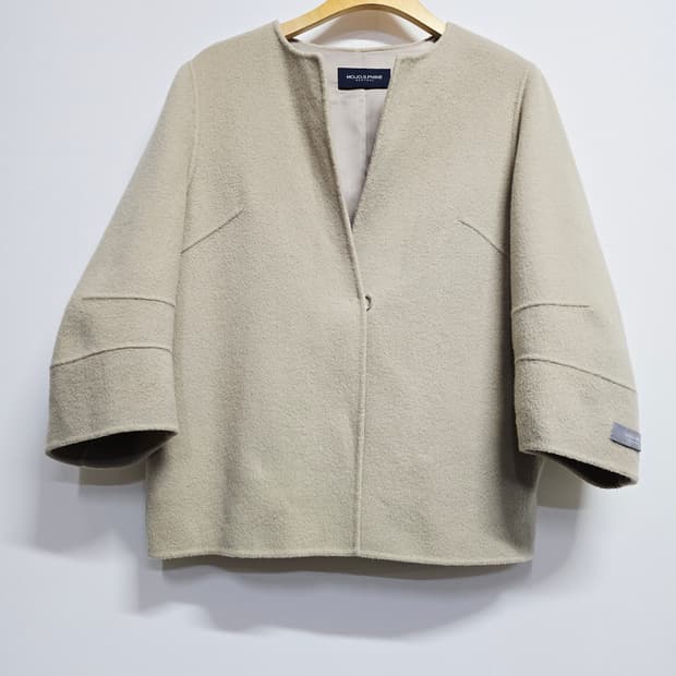 MOJO.S.PHINE 베이지 하프 코트 자켓