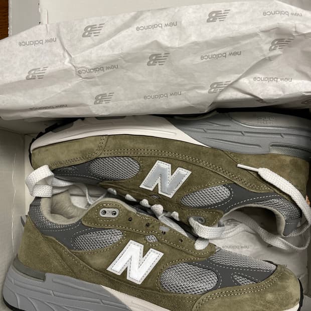 뉴발란스 993 메이드 인 USA 코버트 그린 8D사이즈