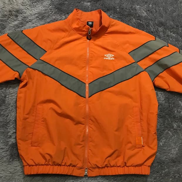 [[L, A급] 엄브로(umbro) 에어 포스 레인저 웜업 자켓#399