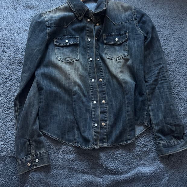 아워캐비넷 셔츠