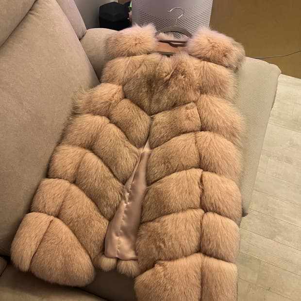 사가폭스 7단 퍼베스트 sagafox 폼폼이