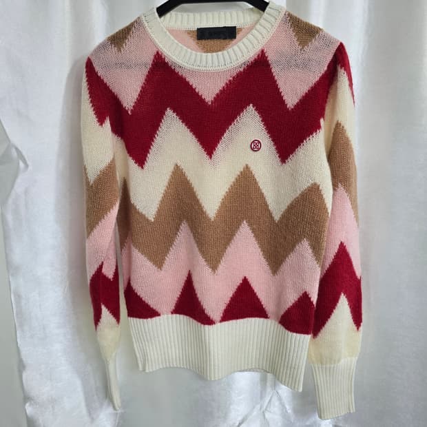 지포어 쉐브론 패턴 니트 스웨터 (1572)