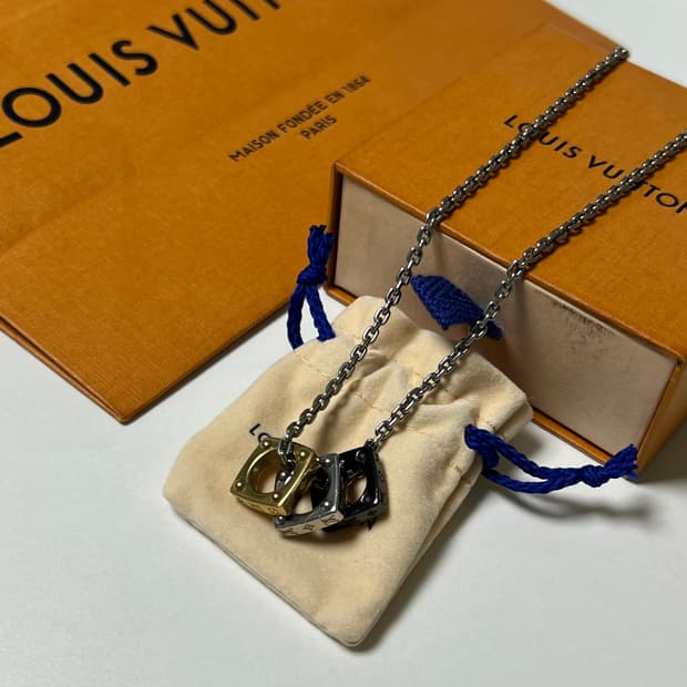 [정품] 루이비통 모노그램 볼드 네클리스 다크 루테늄 골드 실버 목걸이