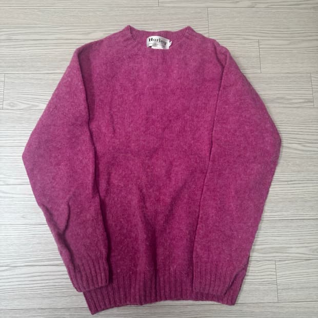 할리오브스코틀랜드 쉐기독니트 사이즈M