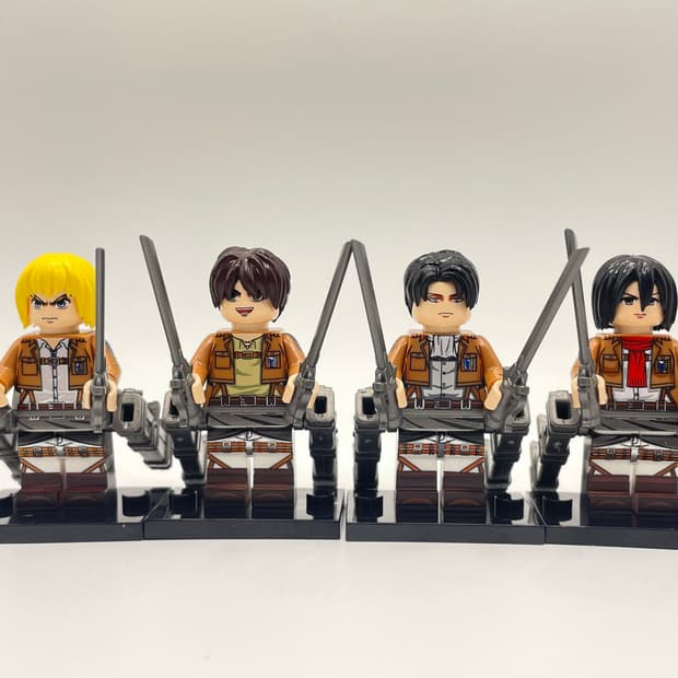 진격의 거인 피규어 4종