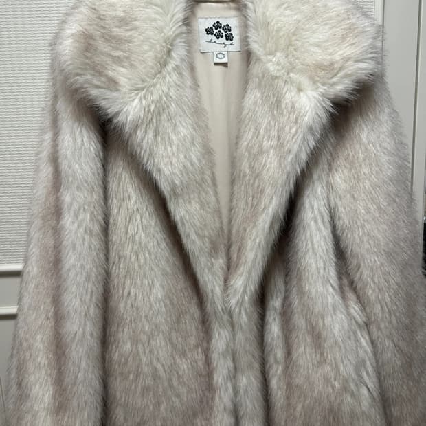 시눈 아이보리 퍼자켓 