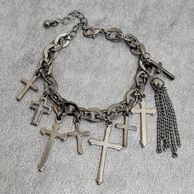 cross bracelet