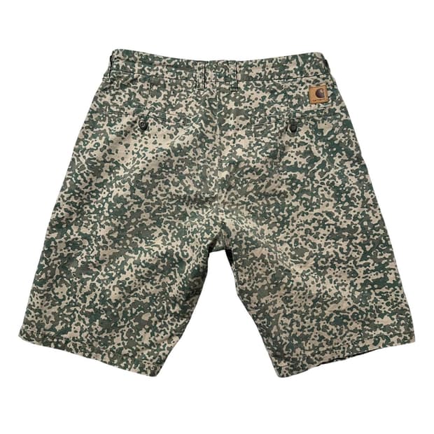 칼하트 WIP 존슨 카모 쇼츠 하프팬츠 반바지
