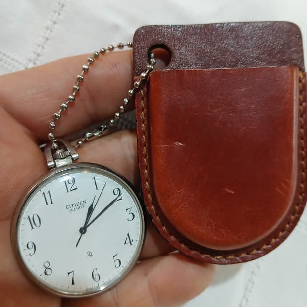 빈티지 시티즌 쿼츠 회중시계와 가죽케이스
