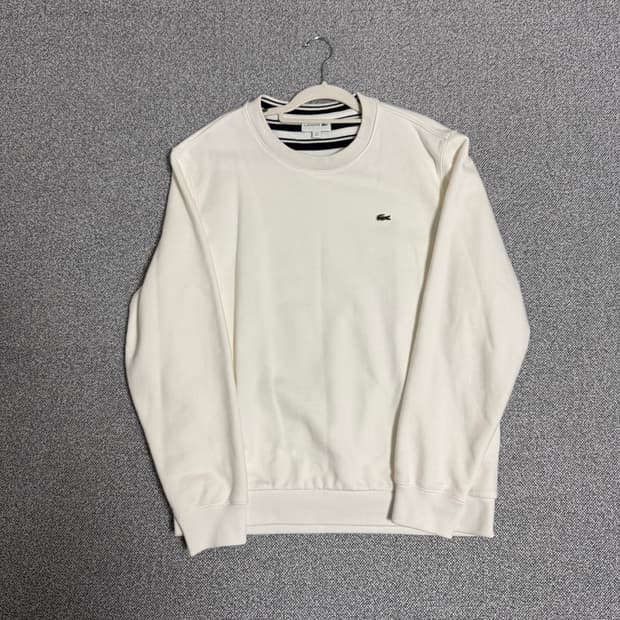 라코스테 맨투맨 화이트 5사이즈 105