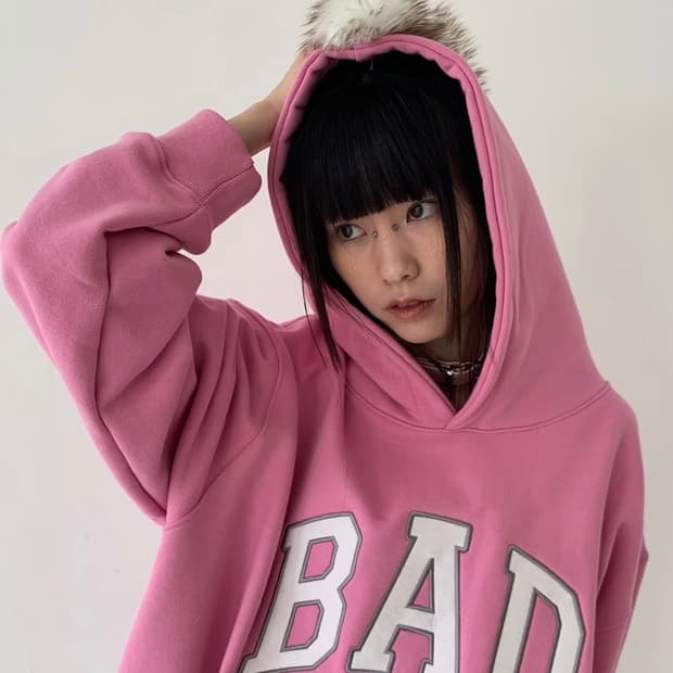 샵페어리 bad 퍼 후드티 핑크