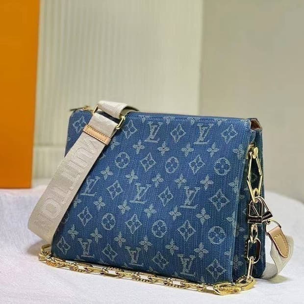 루이비통 쿠상 PM 모노그램 데님 백