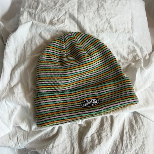 17FW 슈프림 스트라이프 오벌로고 비니
