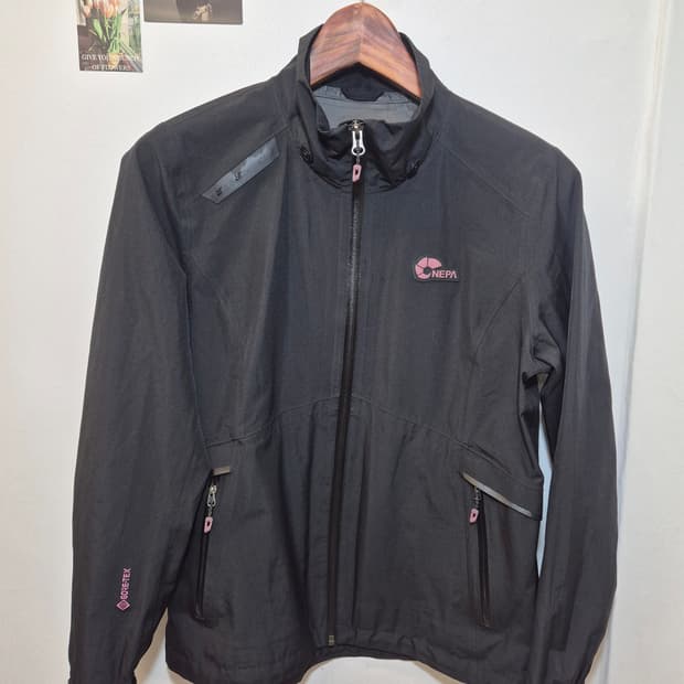 네파 고어텍스 여성 바람막이 자켓  95
사이즈  실측 가슴단면  49 