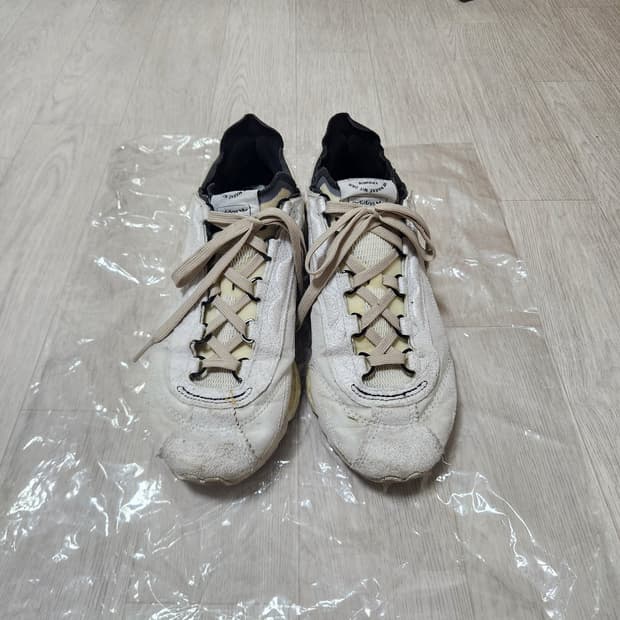 아디다스 SL7600 사이즈 275 화이트