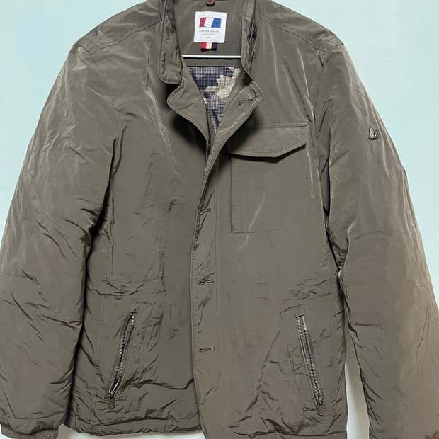 CARTE BLANCHE 카키색 구스 패딩